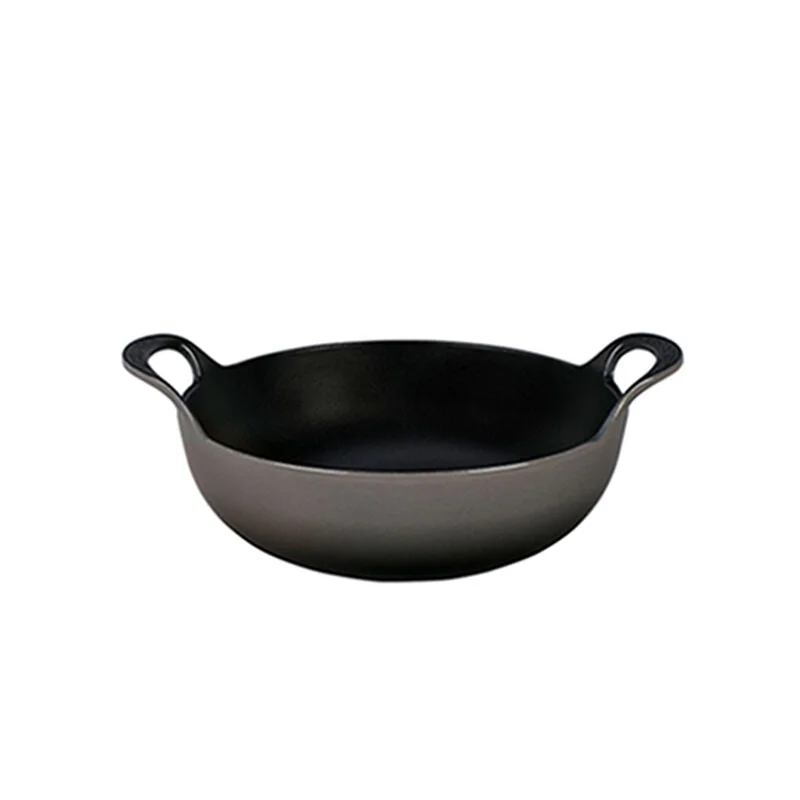 Le Creuset 2.7 Litre Balti Dish, Oyster